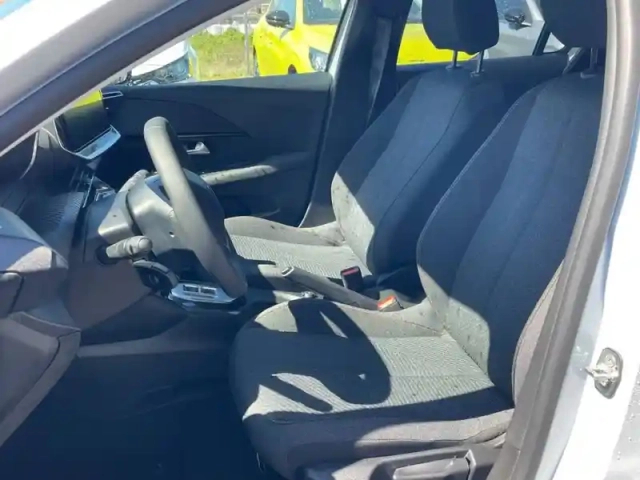 Peugeot 208 hybrid 110 ch e-dcs6 — photo 36