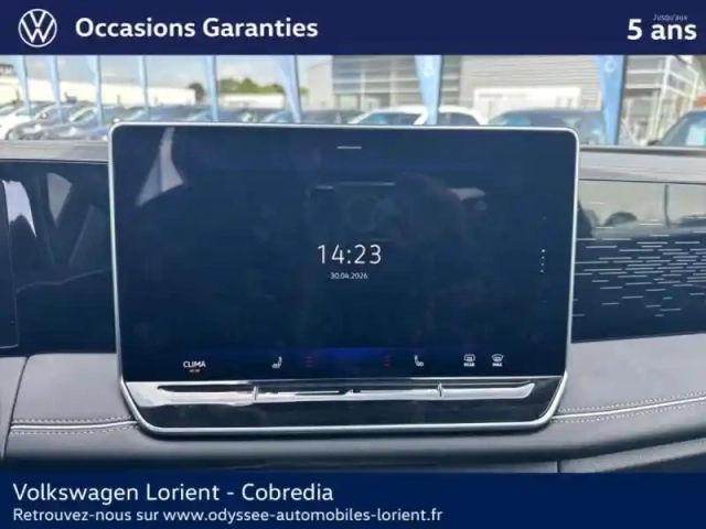 Volkswagen Tiguan 2.0 tdi 150ch elegance dsg7 — photo 11