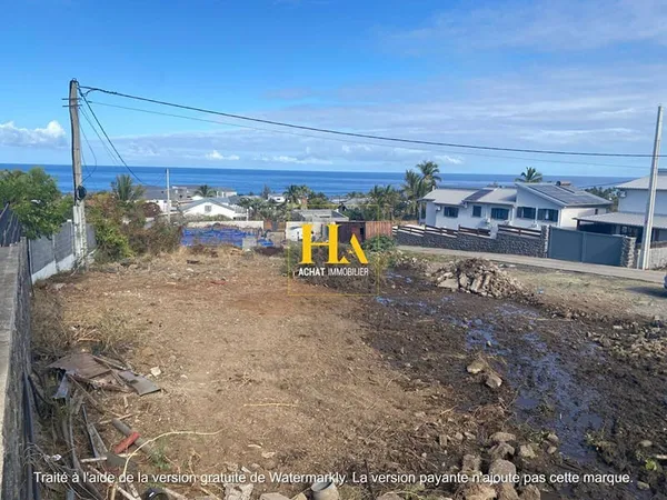 Terrain 150 m²