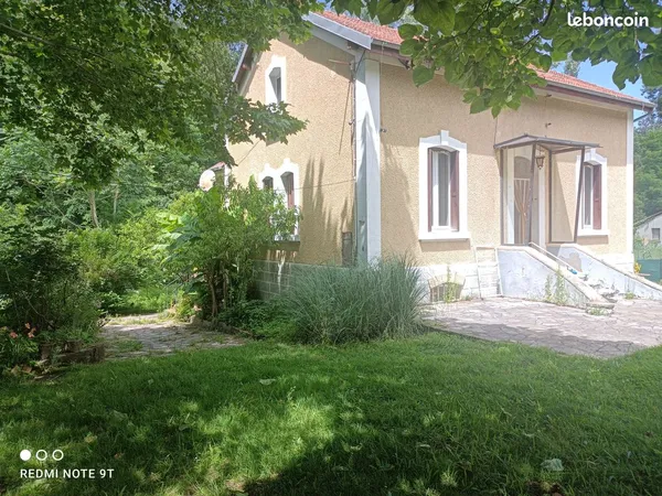 Maison ancienne 125 m2+jardin arboré
