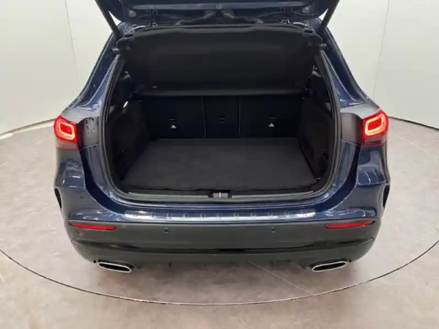 Mercedes Gla 200 d amg line — photo 10