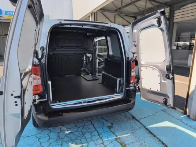 Fiat Doblo fg m diesel 130ch pack premium connect — photo 8