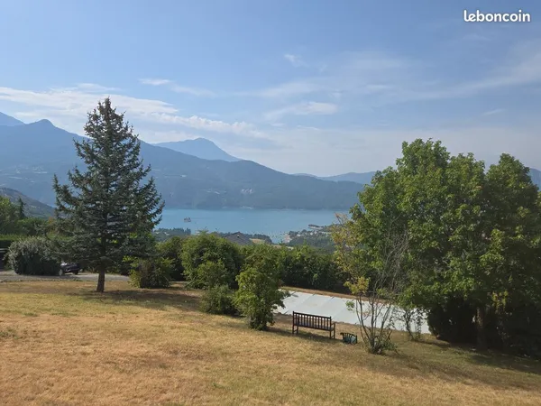 Villa 9 pièces 236 m²