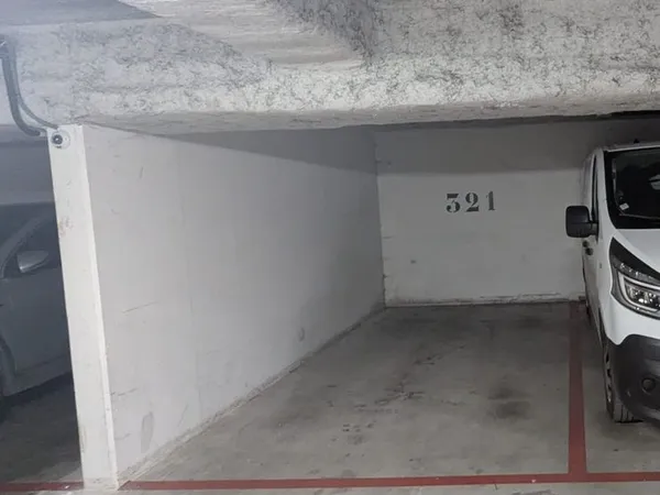 Parking à louer - Paris 19è (Porte de la Villette), 100 /mois CC