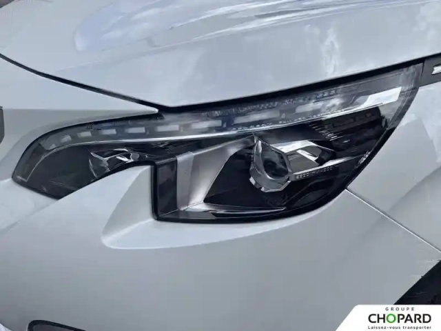 Peugeot 3008 hybrid4 300 e-eat8 — photo 27