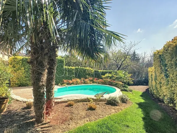 Maison 7 pièces 290 m²