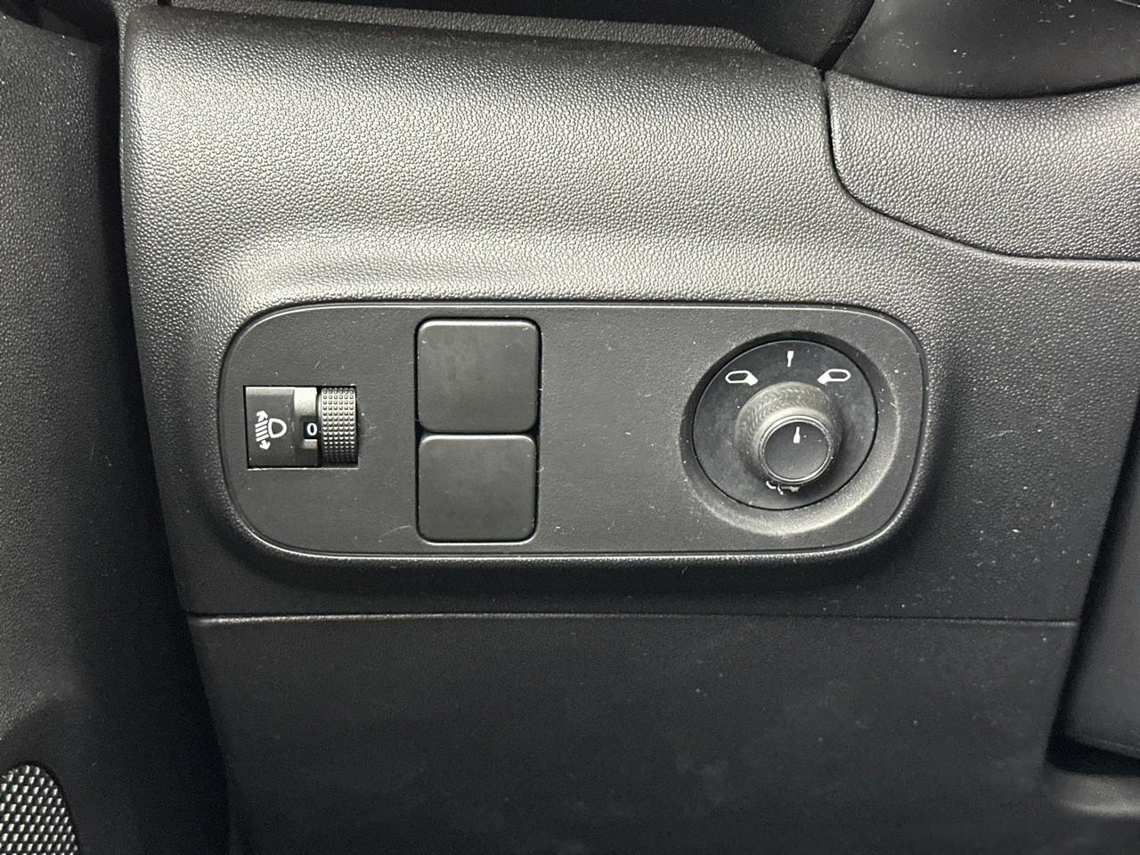 Citroën C3 bluehdi 100 bvm6 you — photo 16
