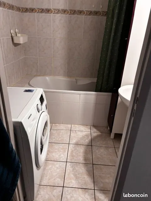 Photo 3