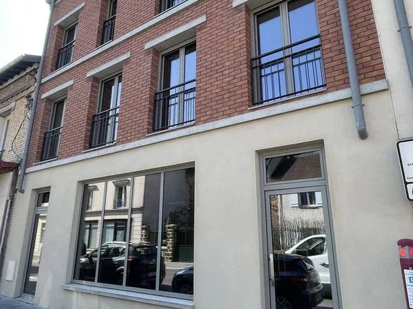 Maison 5 pièces 22 m²