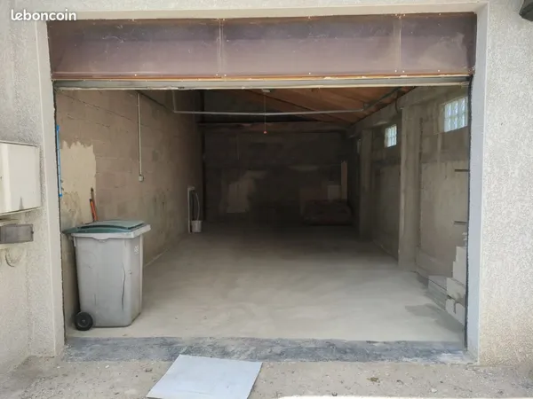 Depot/garage