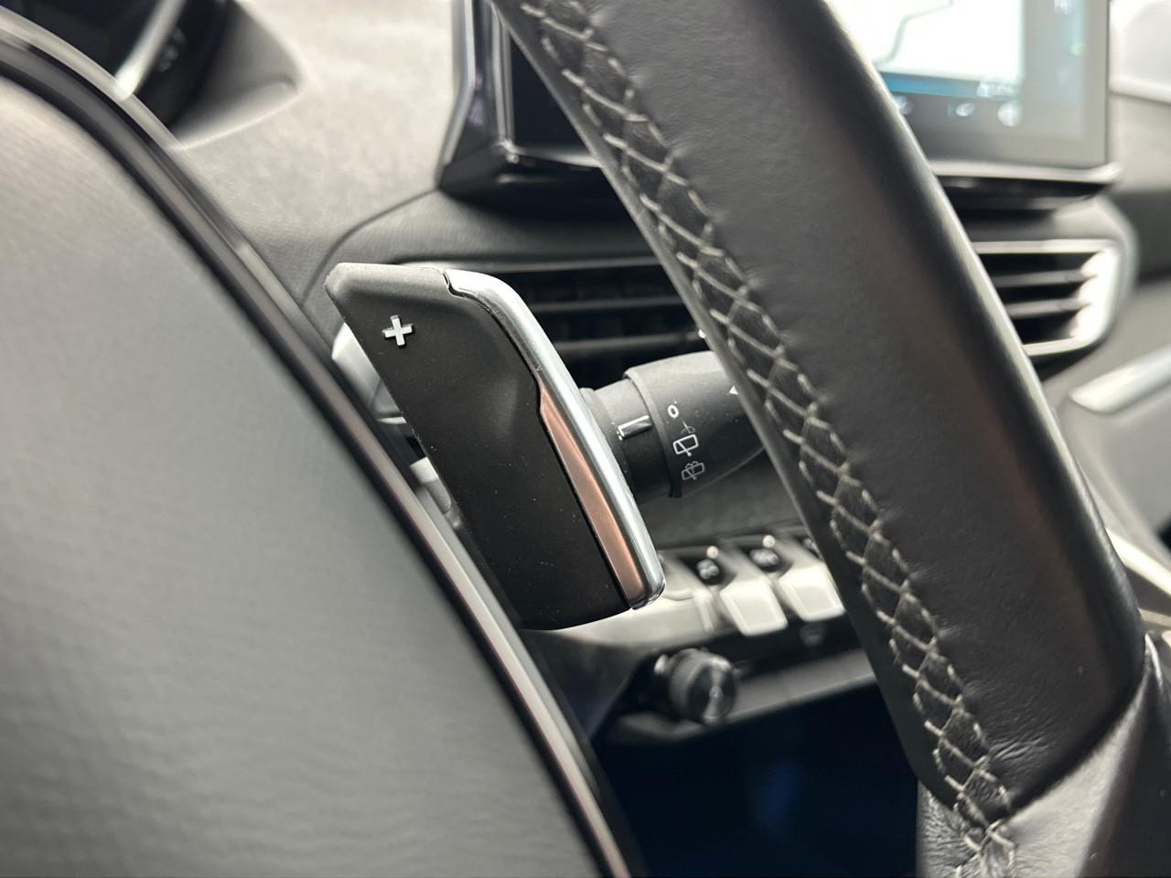 Peugeot 3008 hybrid 225 e-eat8 allure pack — photo 23