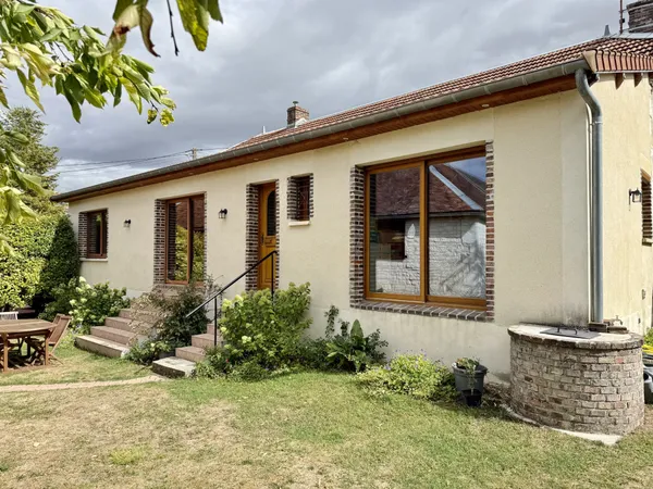 NEUVILLE-SUR-VANNE - Maison 11 pièces 179m2 avec dépendance