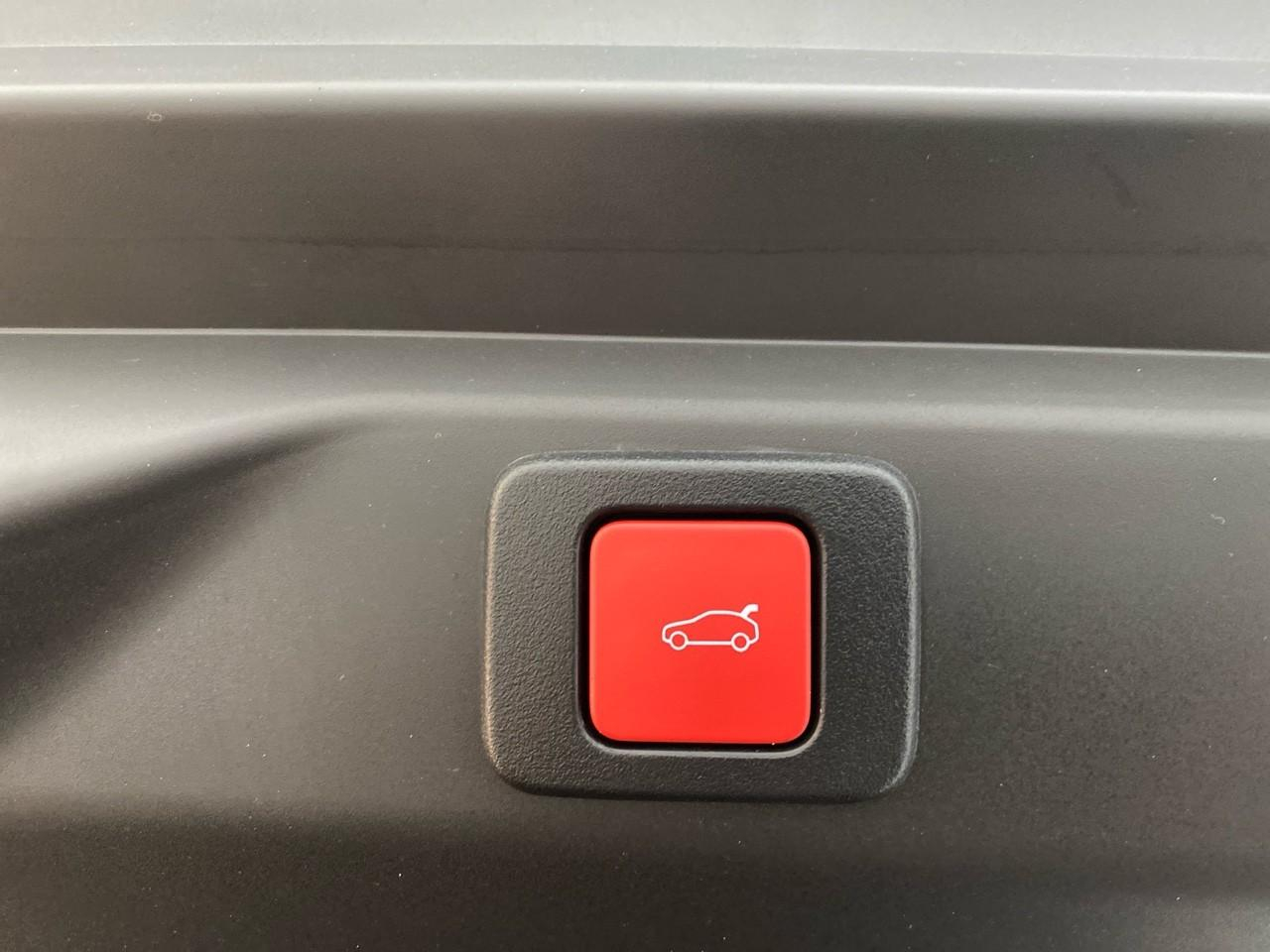 Peugeot 3008 hybrid 145 e-dcs6 gt — photo 20