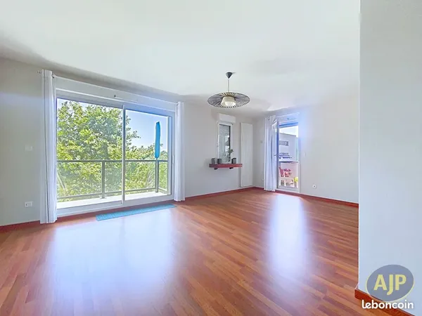 Appartement 3 pièces 69 m²
