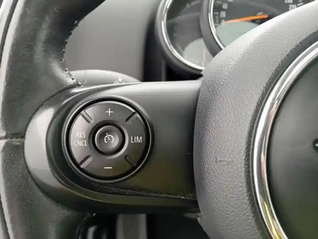 Mini Countryman cooper 136ch classic bva7 — photo 11