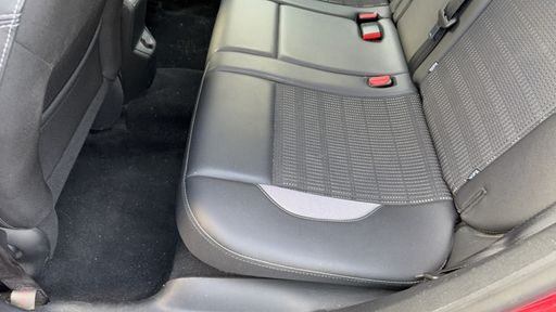 Peugeot 2008 1.2 PureTech 110 - Allure – 2018 – 106566 km – Essence – Boîte Manuelle — photo 19