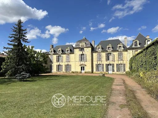 Château 16 pièces 590 m²