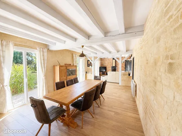Propriété 7 pièces 232 m²