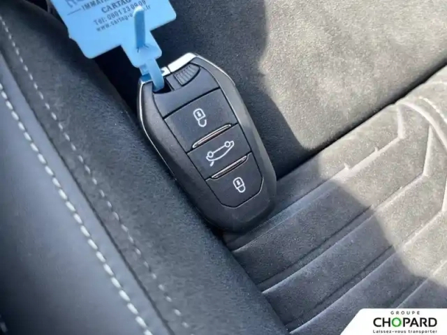 Peugeot 5008 hybrid 145 ch e-dcs6 — photo 14