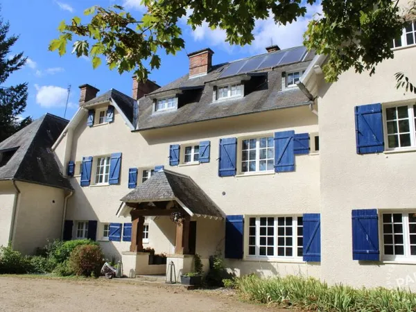 Maison 6 pièces 600 m²
