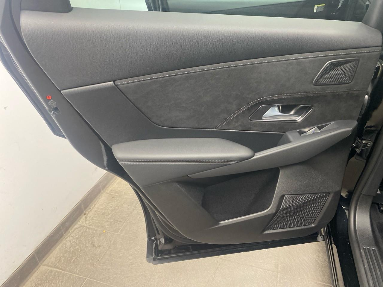 Ds Ds 7 crossback hybride rechargeable e-tense 225 eat8 edition fran — photo 22