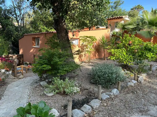 Studio de 40m2 à louer sur Biot