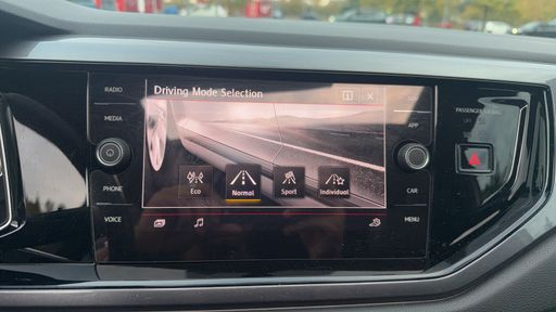 Volkswagen Polo GTI 2.0 TSI 200 DSG6 - N/A – 2019 – 130781 km – Essence – Boîte Automatique — photo 9