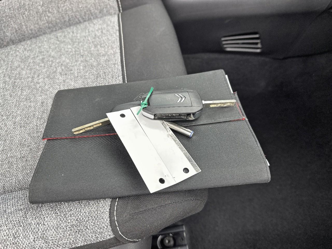 Citroën C3 puretech 110 s&s bvm6 c-series — photo 29