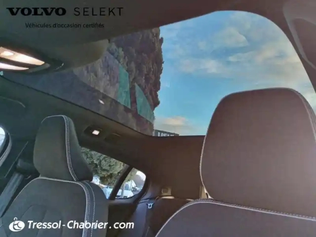 Volvo C40 recharge extended range 252 ch 1edt plus — photo 25