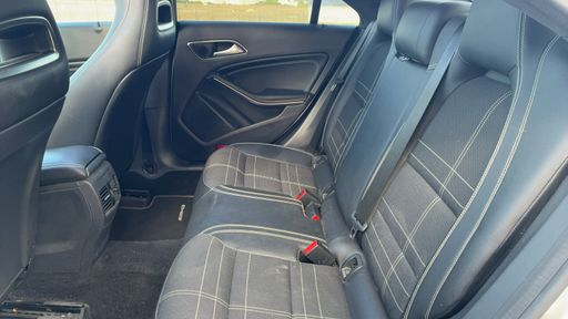 Mercedes Classe CLA 2.1 200 CDI 136 - Sensation – 2015 – 165603 km – Diesel – Boîte Automatique — photo 21