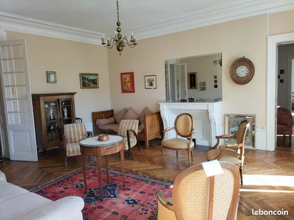 Appartement 204 m2 - haussmannien