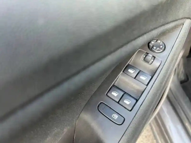 Opel Crossland X 1.2 turbo 110 ch — photo 9