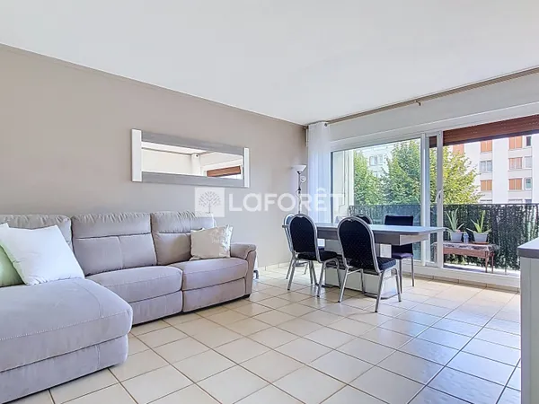 Appartement 4 pièces 82 m²