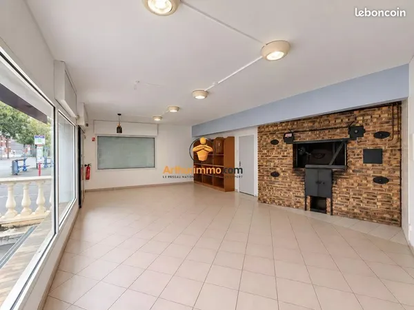 Boutique 228 m² Odos