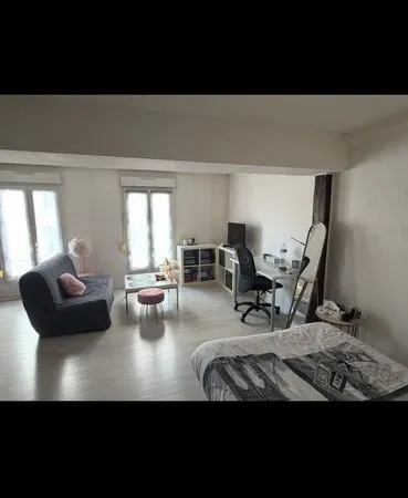 Appartement Location Châlons-en-Champagne 1p 36m² 370€