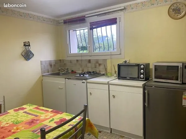 Chambre meublée à Bonchamp les Laval