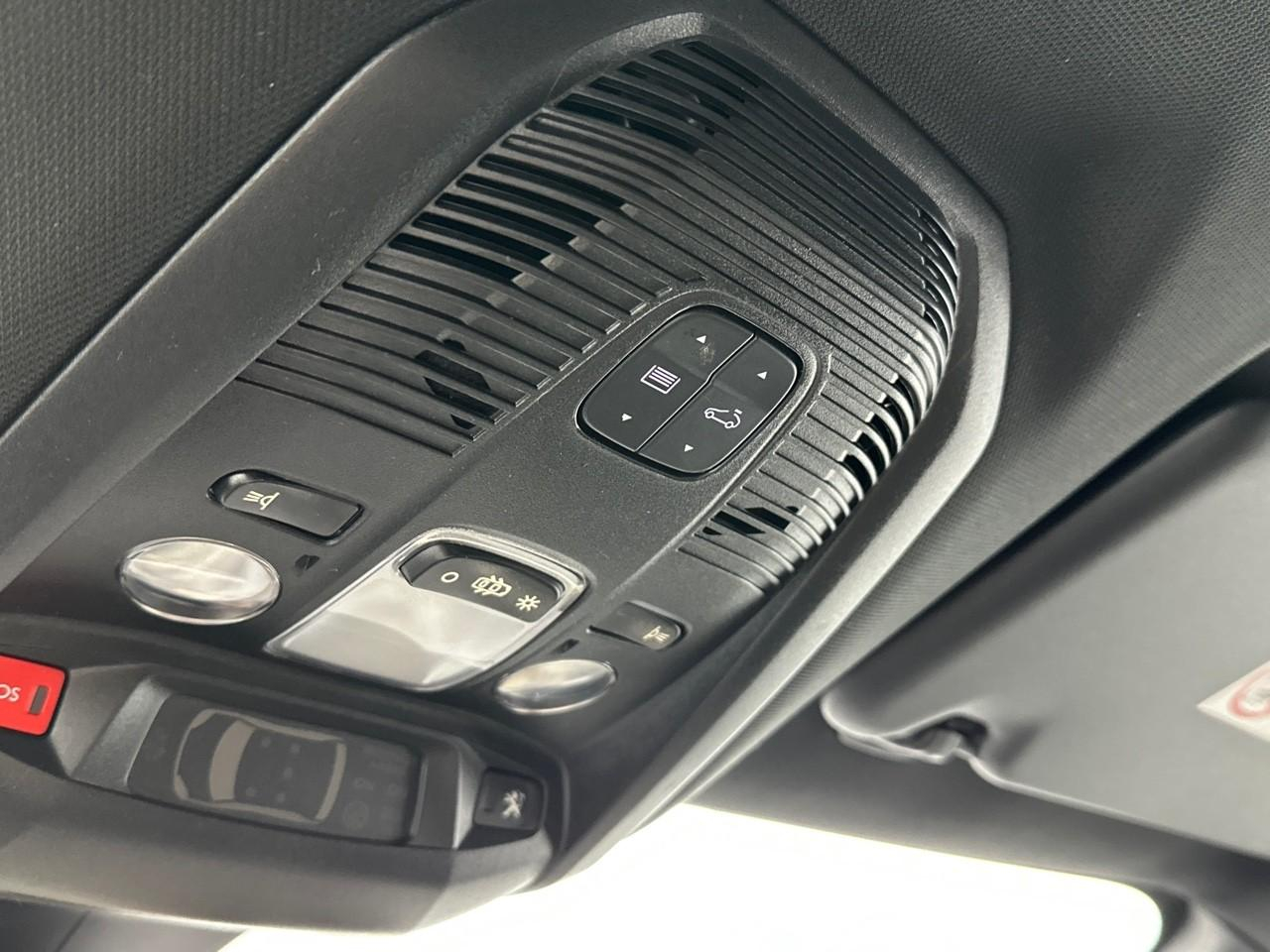 Peugeot 3008 hybrid 225 e-eat8 gt — photo 31
