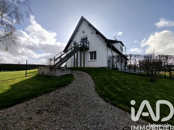 Maison familiale 6 pièces 229 m²