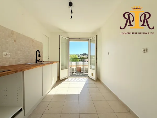 Appartement T4 de 68m² avec place de stationnement privative