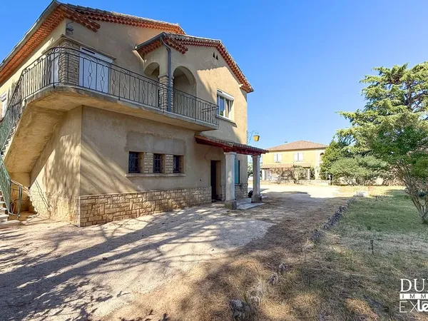 Propriété 7 pièces 173 m²