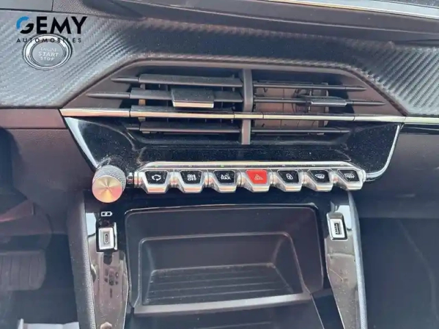 Peugeot 2008 electrique 136 ch — photo 19