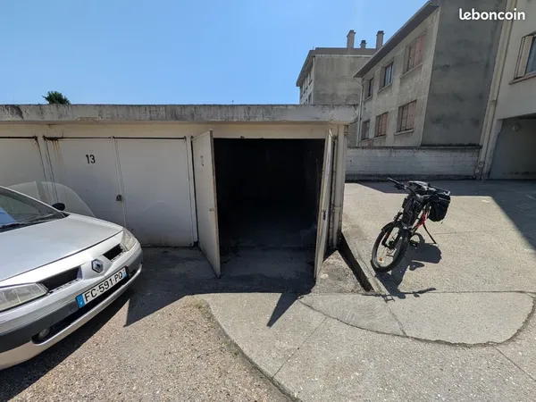 Box Noisy le Sec 16m²