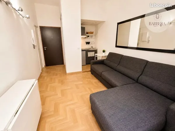 Studio 1 pièce 17 m²