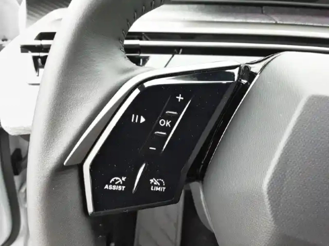 Peugeot 3008 hybrid 136 e-dcs6 — photo 18