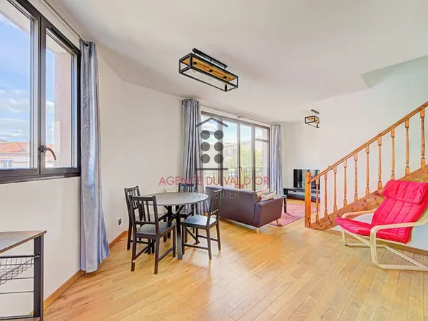 Appartement Suresnes / Duplex 3 pièces 56.3 m2 / Centre-ville Édouard Vaillant