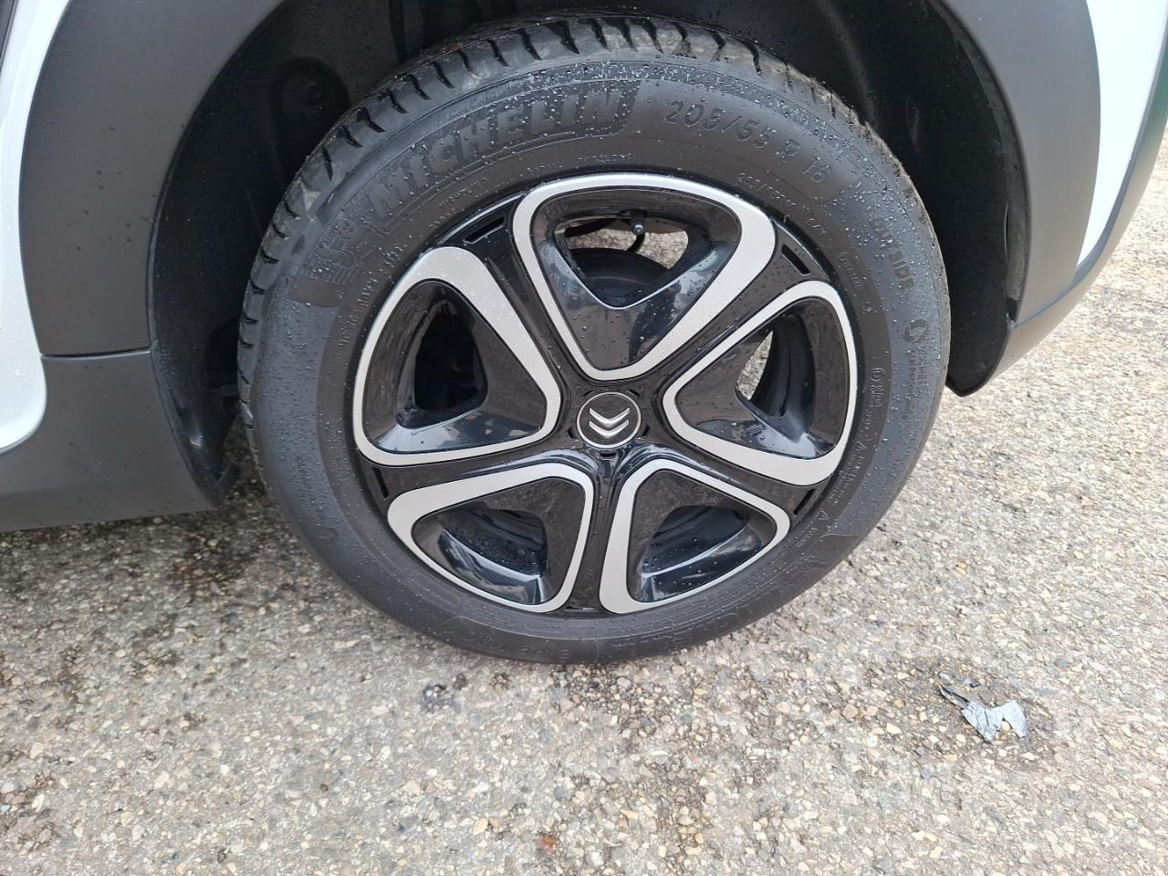 Citroën C3 1.2 puretech 83ch s&s shine — photo 11