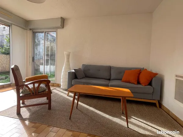 Location T2 meublé avec jardin