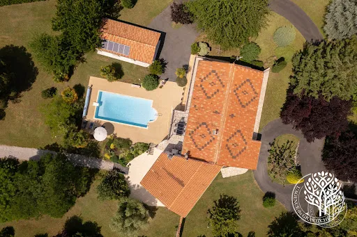 Maison 10 pièces 312 m²