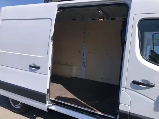Renault Master fgn trac f3500 l2h2 blue dci 135 — photo 27
