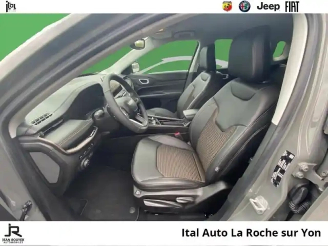 Jeep Compass 1.3 turbo t4 240ch phev 4xe upland at6 eawd — photo 12